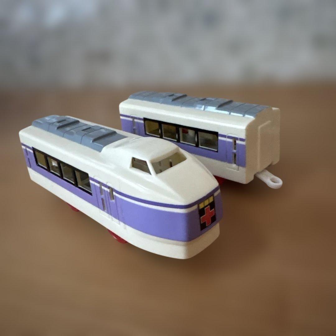 プラレール 冒険アスファル島 あずさ救急セット - メルカリ