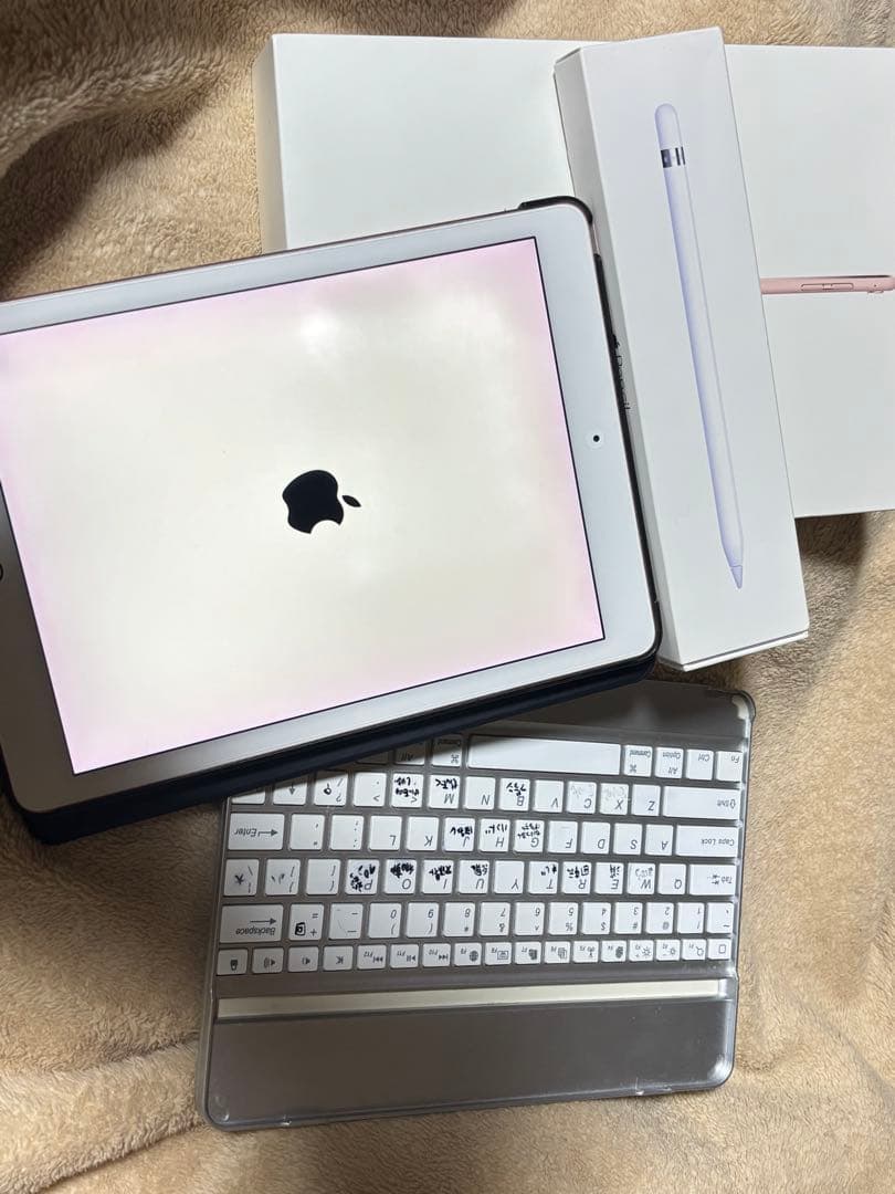 iPad Pro 9.7インチ Apple Pencil&キーボードセット