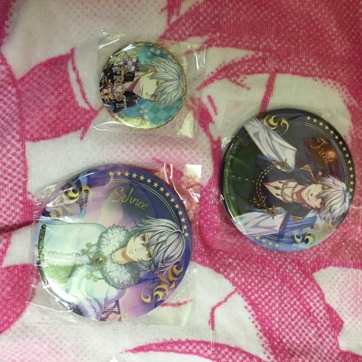 夢100缶バッチ、アクキー