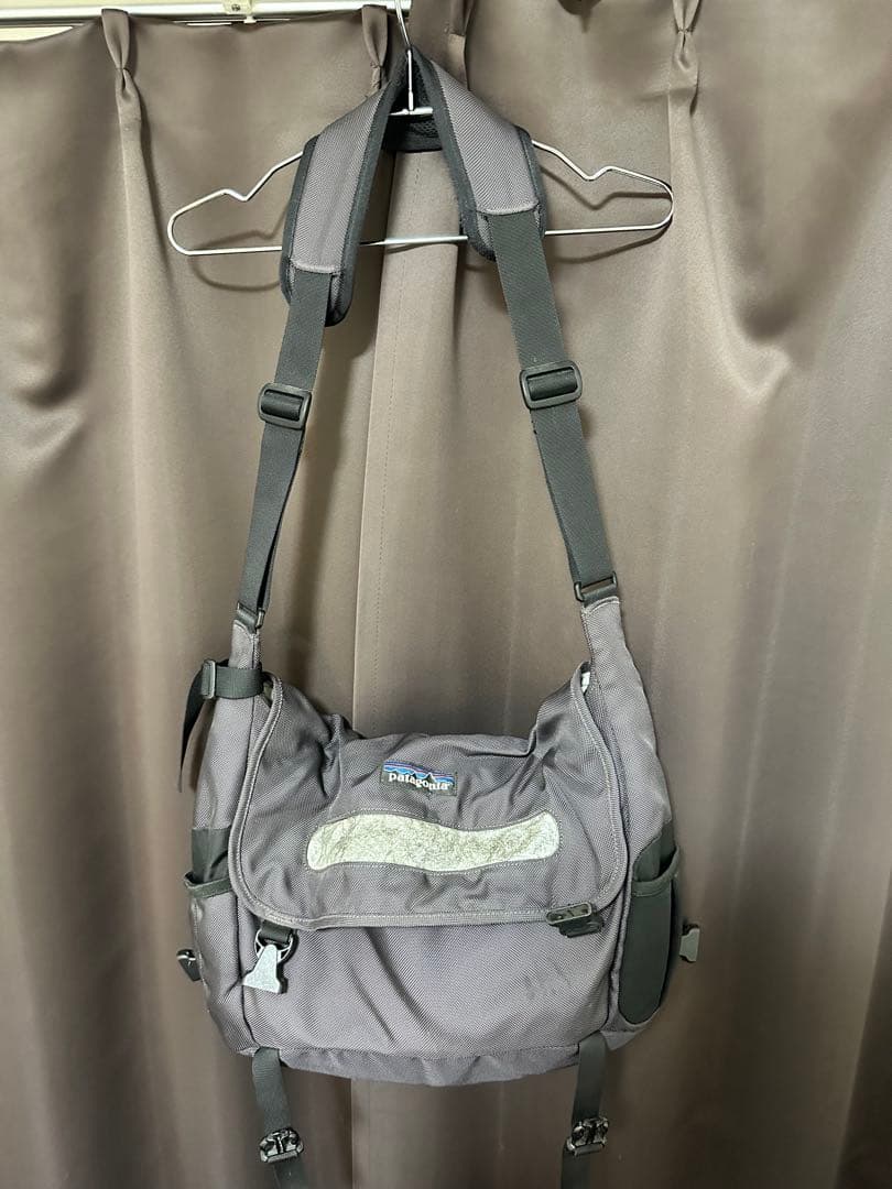 00s patagonia パタゴニア メッセンジャーバック - メルカリ
