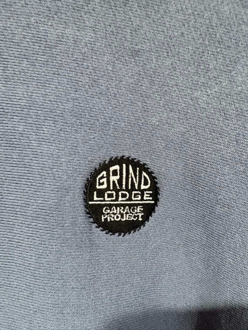 激レア GRINDLODGE グラインドロッヂ パーカー フーディー スウェット