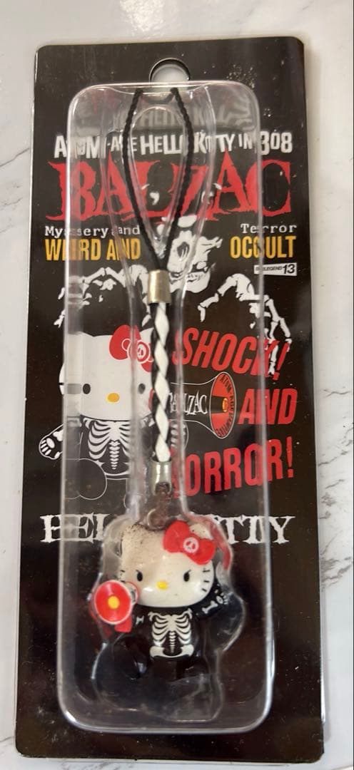 バルザック×ハローキティ コラボストラップ