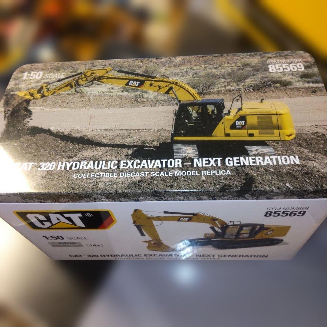 キャタピラー建機CAT 320 Hydraulic Excavator 1/50