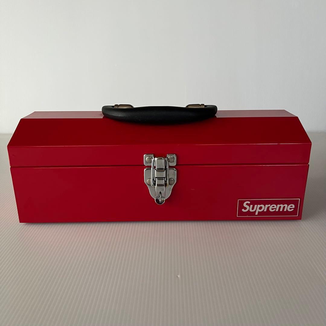 Supreme l toolbox 赤 Supreme l toolbox 赤 Supreme and Toyo Spring 2024 | 東洋スチール