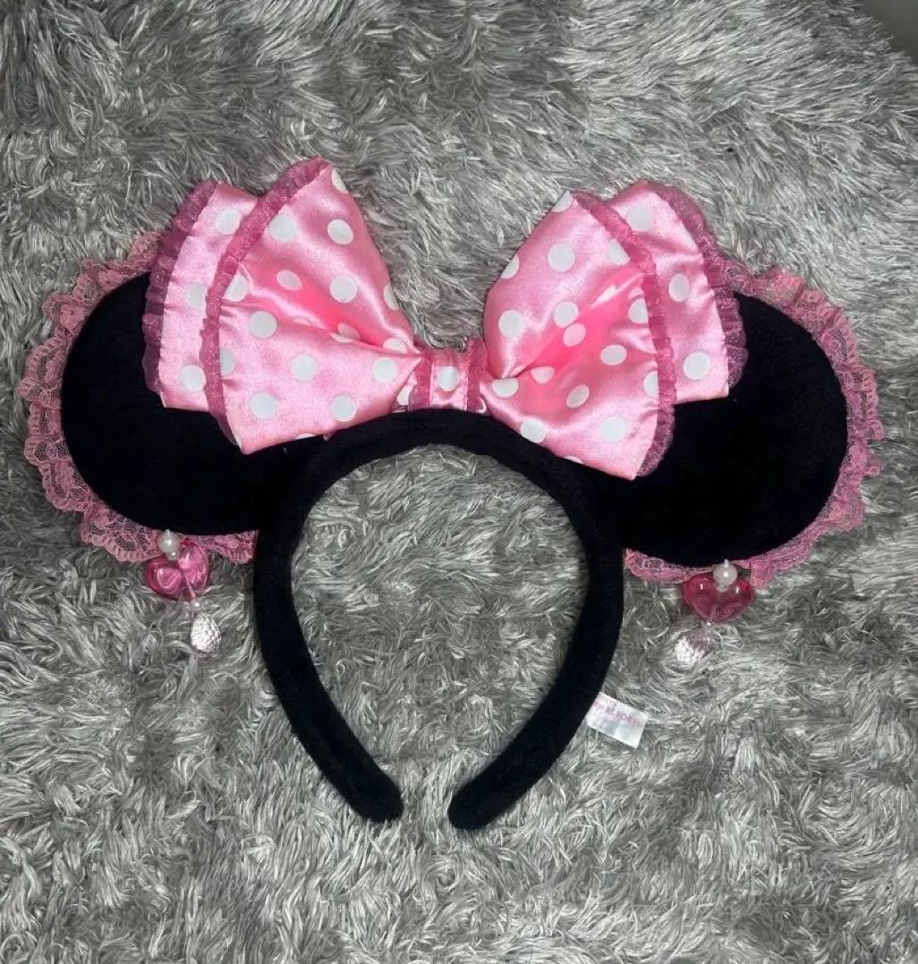 ディズニー ミニーマウス カチューシャ　イヤリング　薄ピンクリボンレース　水玉