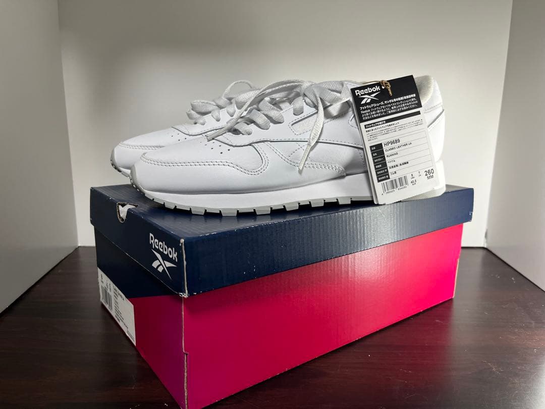 【新品未使用】Reebok リーボック　スニーカー　HP9689