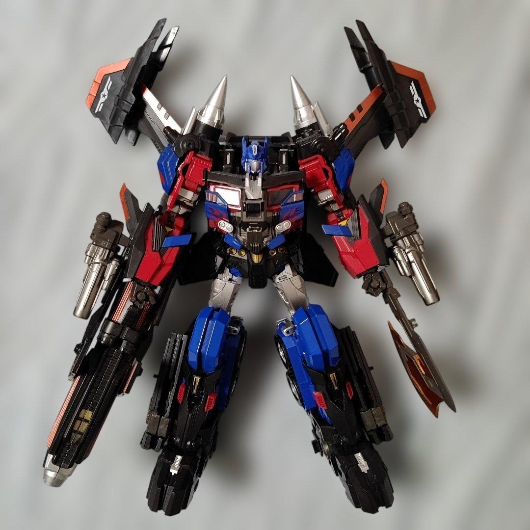 トランスフォーマー　オプティマス似の非正規品　PE-DX10