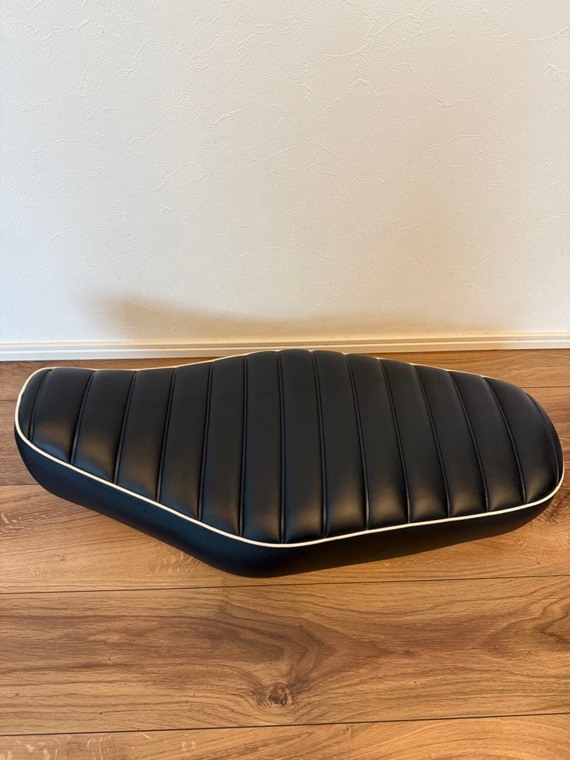 w800 純正シート　カワサキ カワサキ（Kawasaki） W800/W800 STREET/W800 CAFE Kawasaki