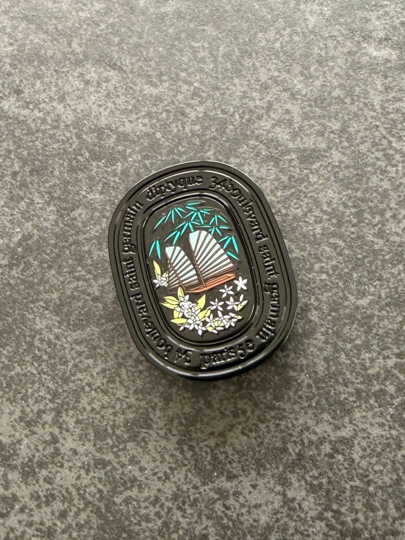 ディプティック リフィラブル ソリッド パフューム ドソン