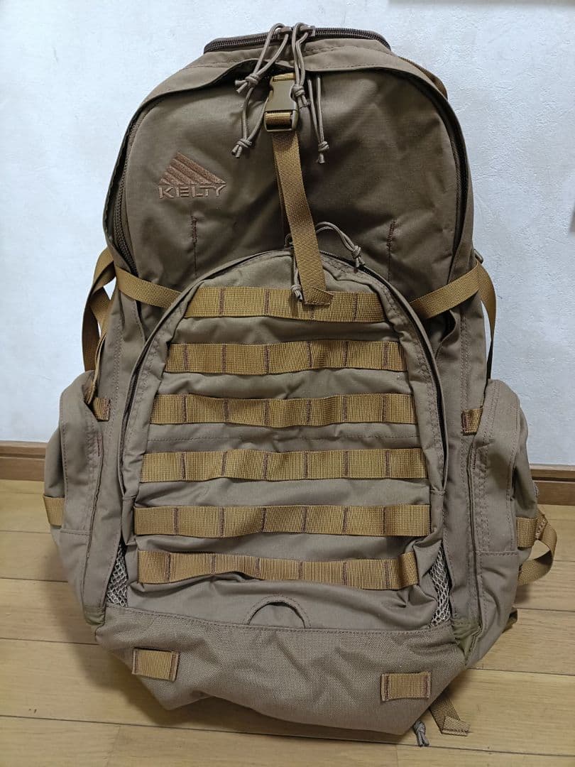新品未使用！　KELTY RAVEN 2500 coyote seals