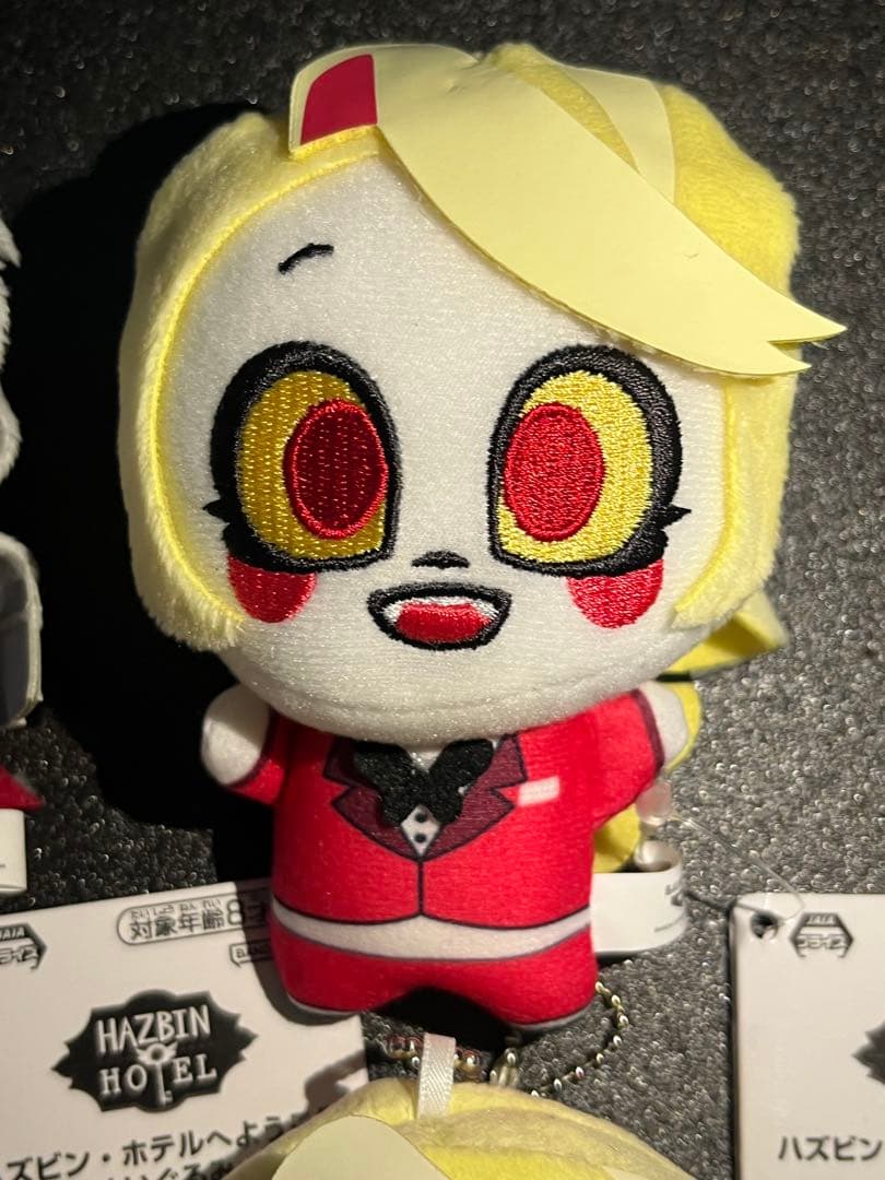 ハズビンホテルへようこそ ぬいぐるみ チャーリー＆ヴァギー 4種セット