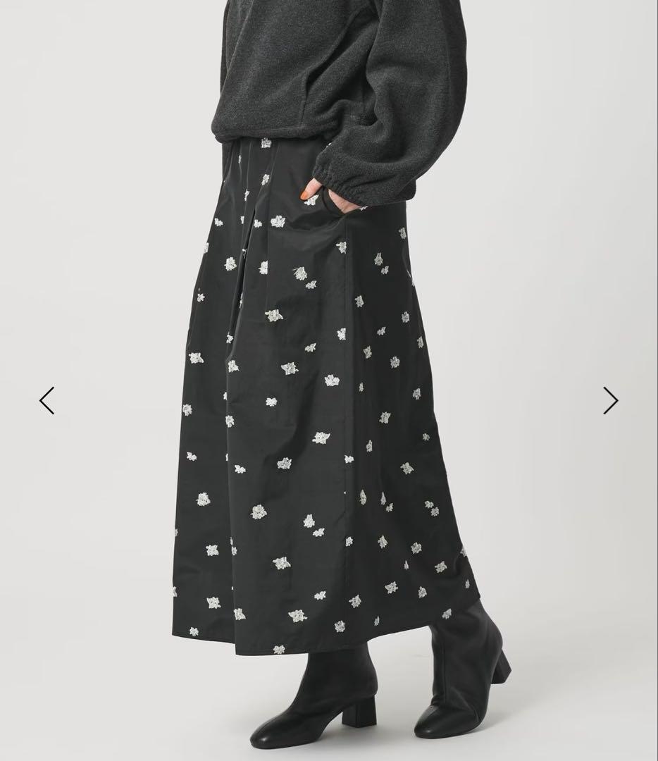 新品タグ付⭐︎フラワージャガード スカート ウォッシャブル　今期発売中アイテム！ フラワージャガードスカート(スカート)｜AMACA(アマカ)のファッション