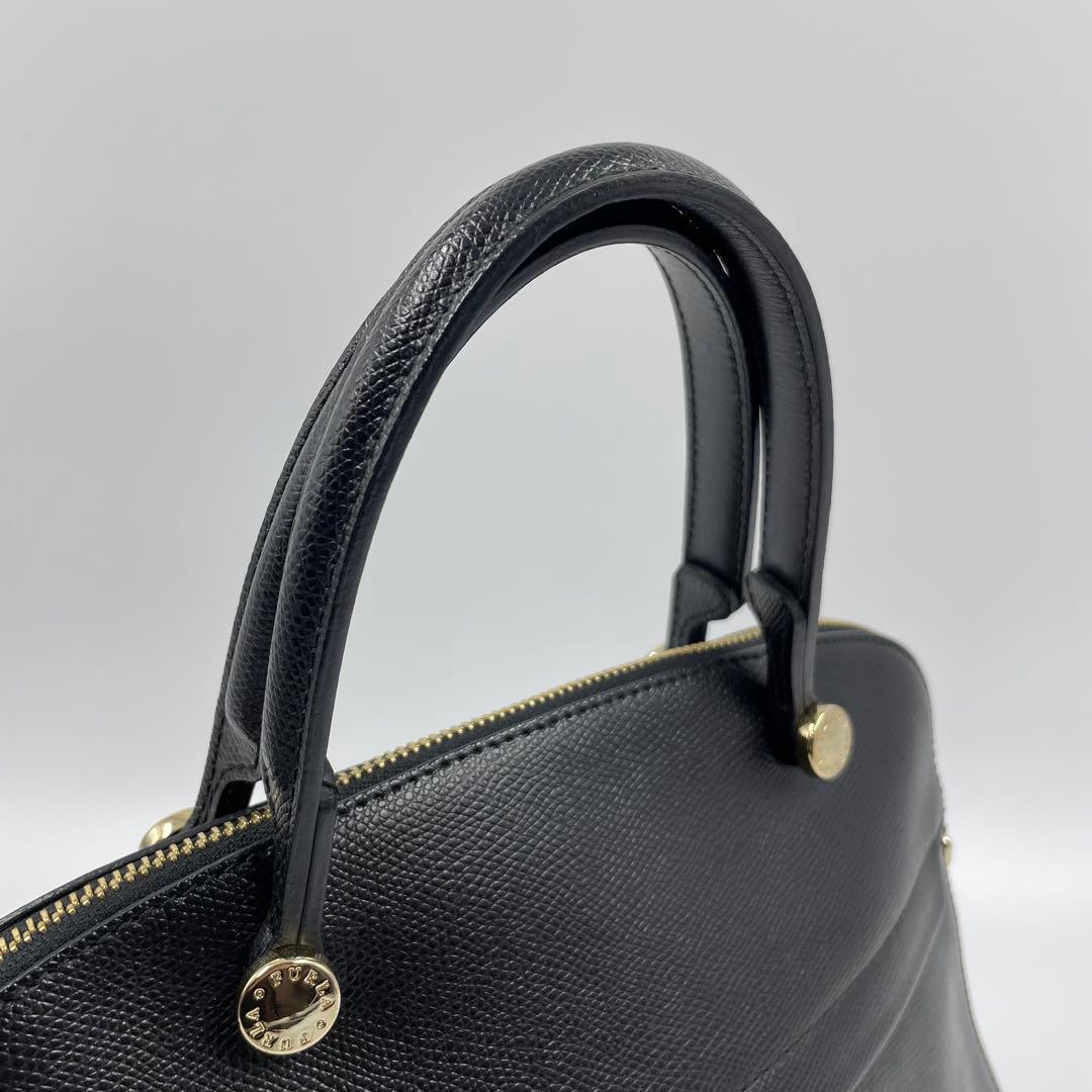 ✨未使用級✨ FURLA パイパー ショルダーバッグ ハンドバッグ 黒