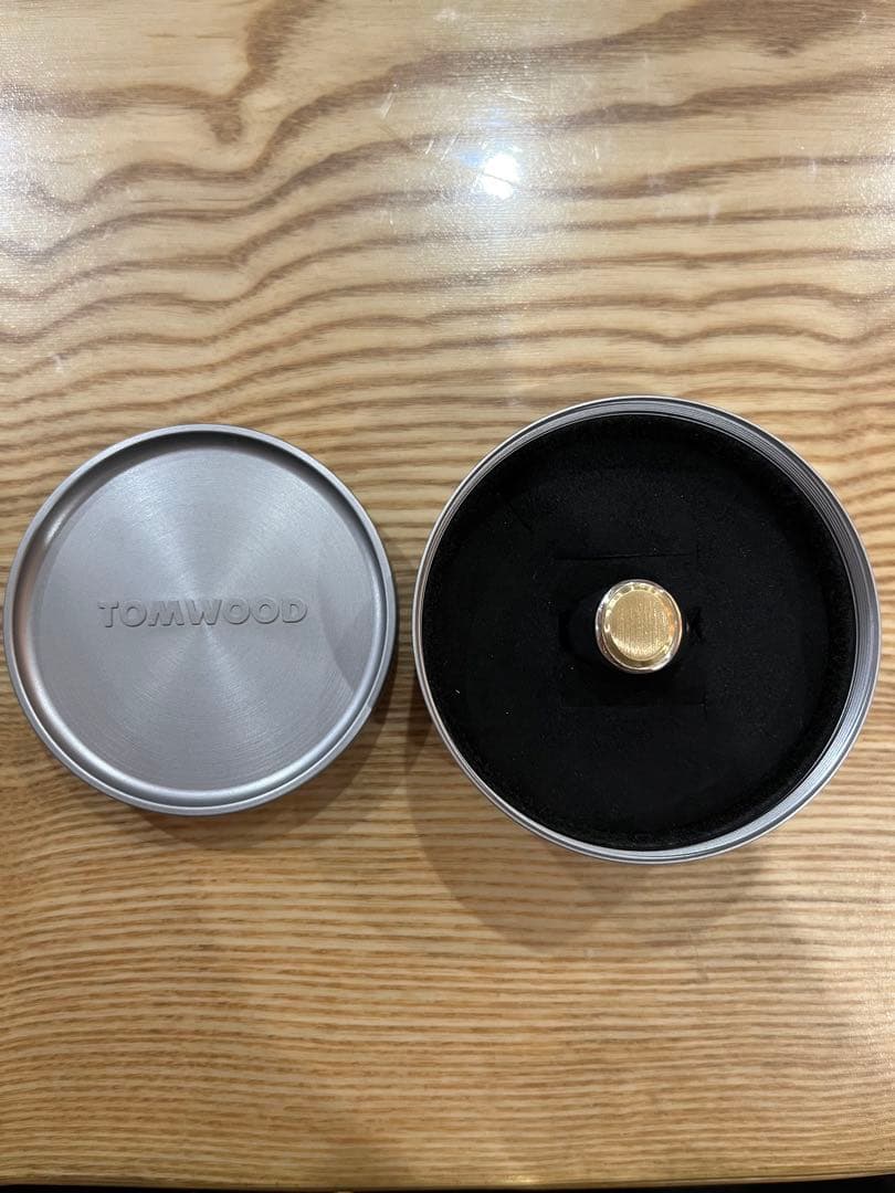 TOM WOOD　トムウッド Oval Gold Top シグネットリング