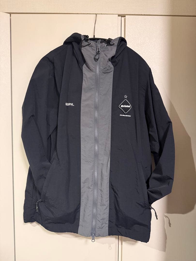 【FCRB/SOPH.】フードナイロンジャケット　Mサイズ
