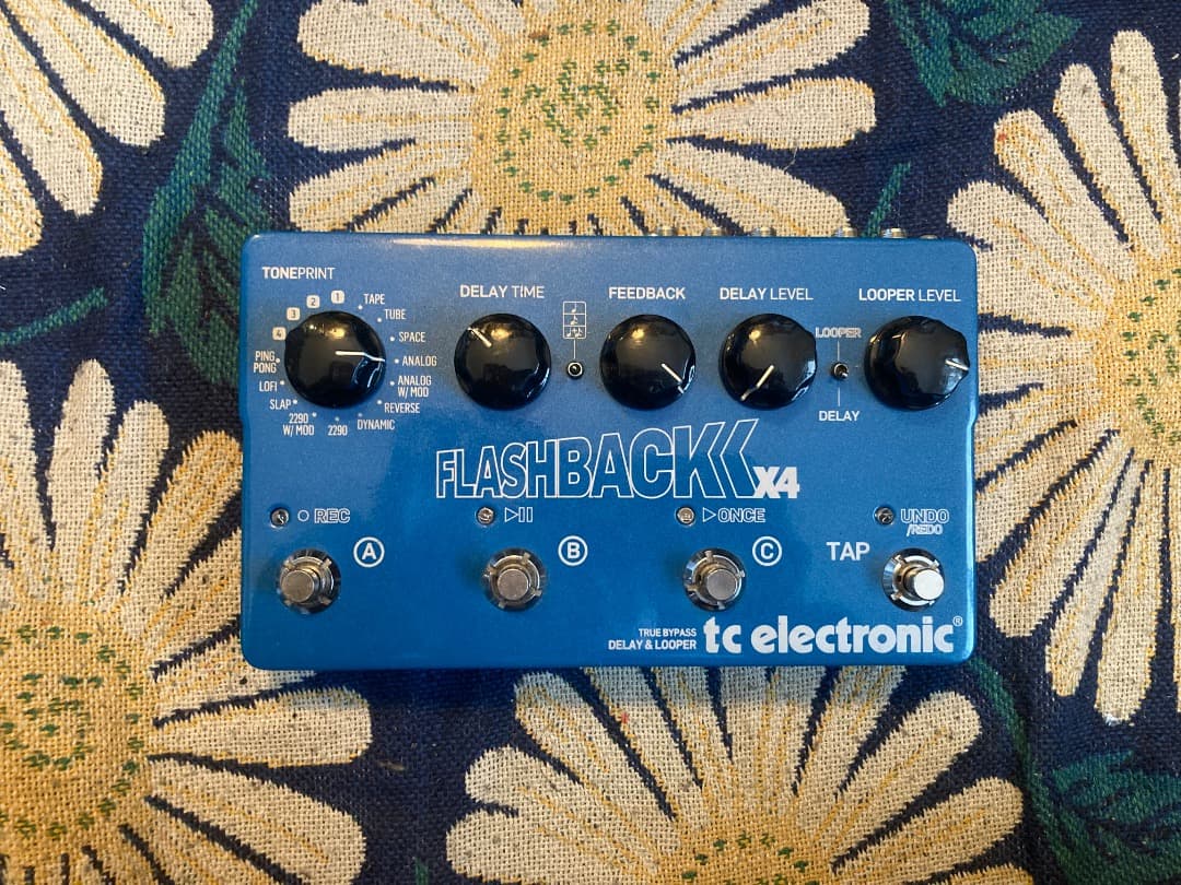 tc electronic FLASHBACK X4 本体のみ