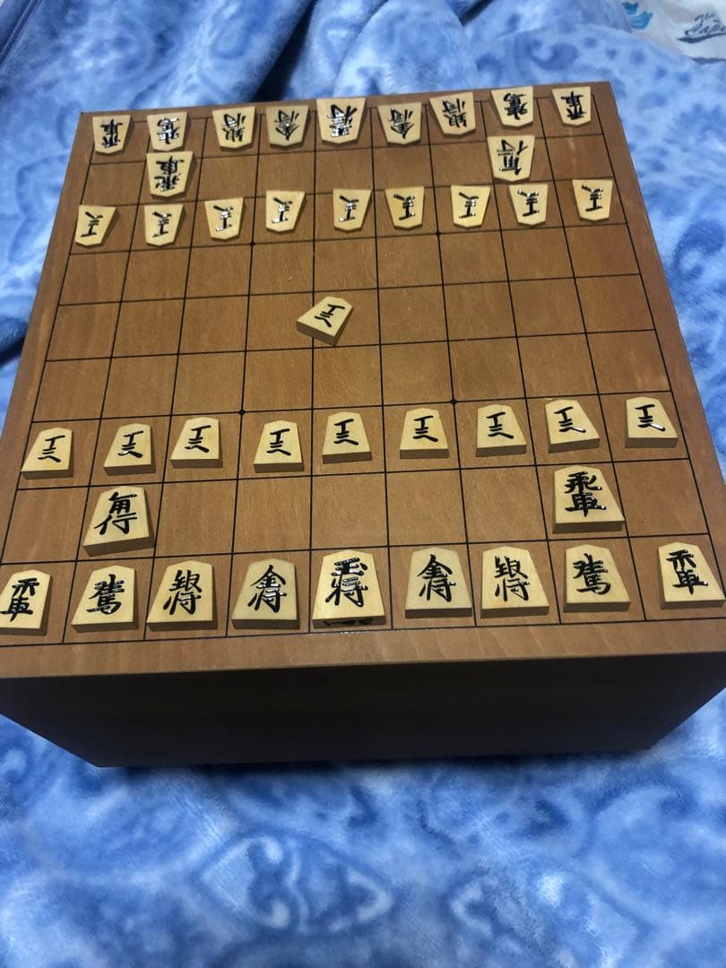 御将棋駒 天月作 木製 彫駒 将棋盤 駒台付 余り歩1つ 将棋セット 新品】（駒台付） 将棋セット 新榧 1寸卓上将棋盤 木製将棋駒 駒台