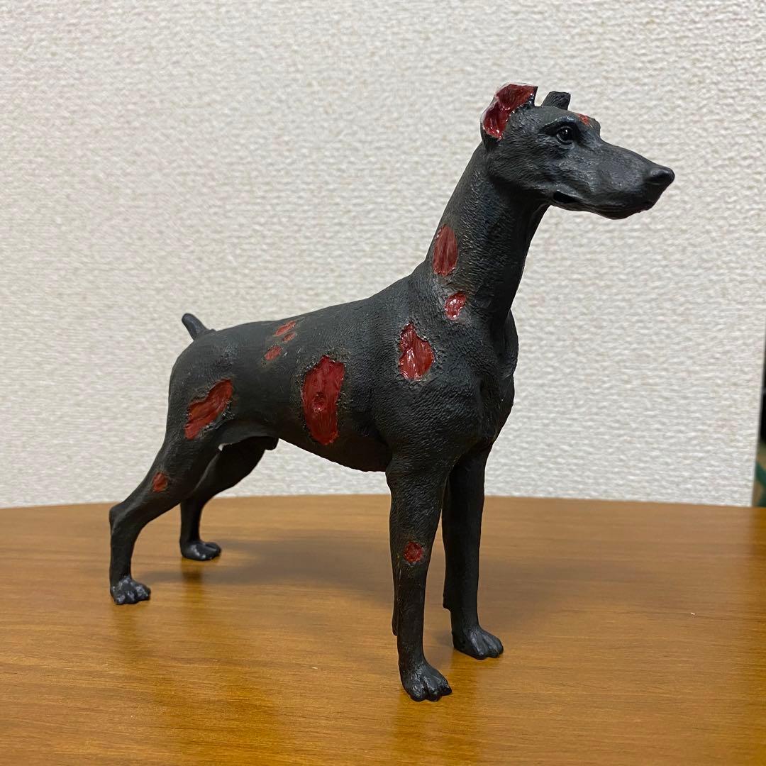 バイオハザード ゾンビ犬 フィギュア - メルカリ