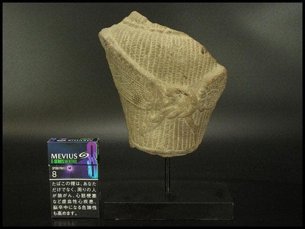 仏教 東南アジア スコータイ 石仏 刻帯結 装飾 置物 台付(A431)