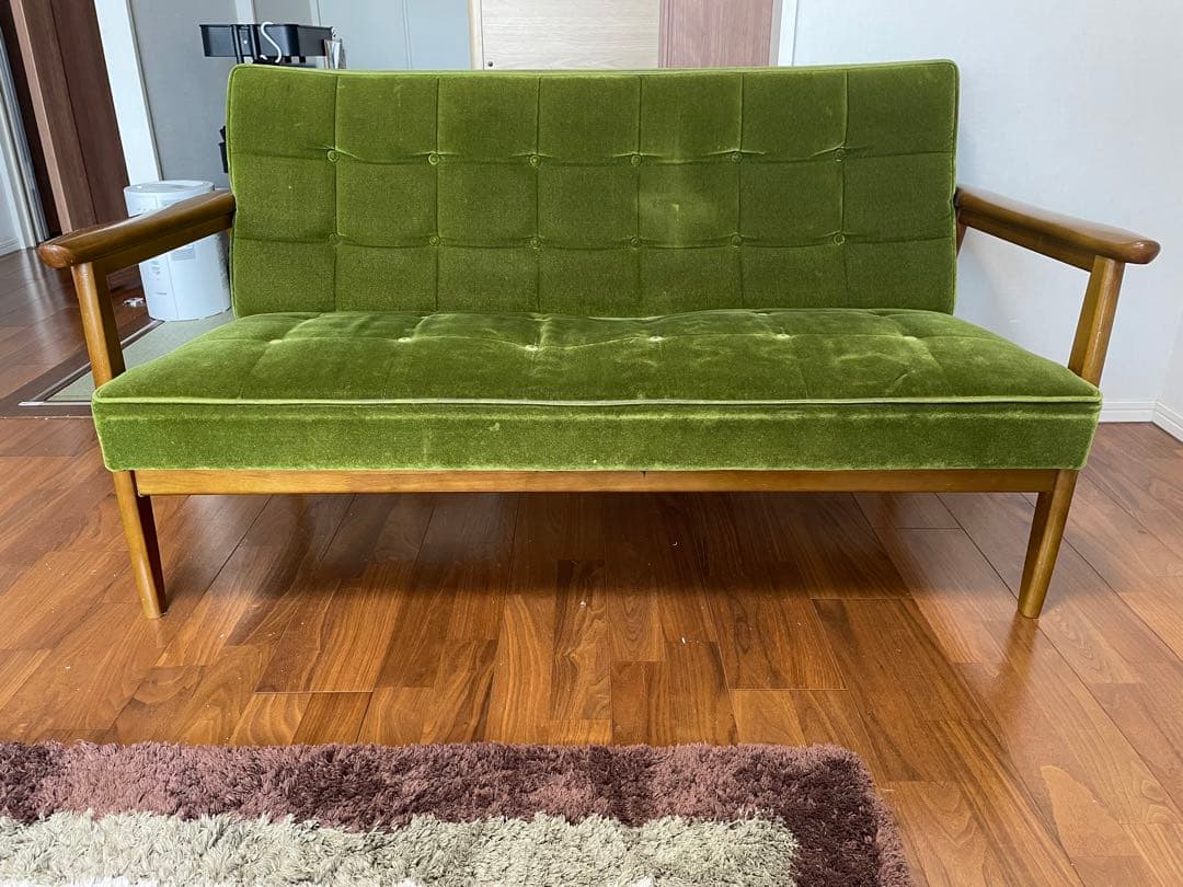 eee4492 　(解体して配送)カリモク60 Kソファ