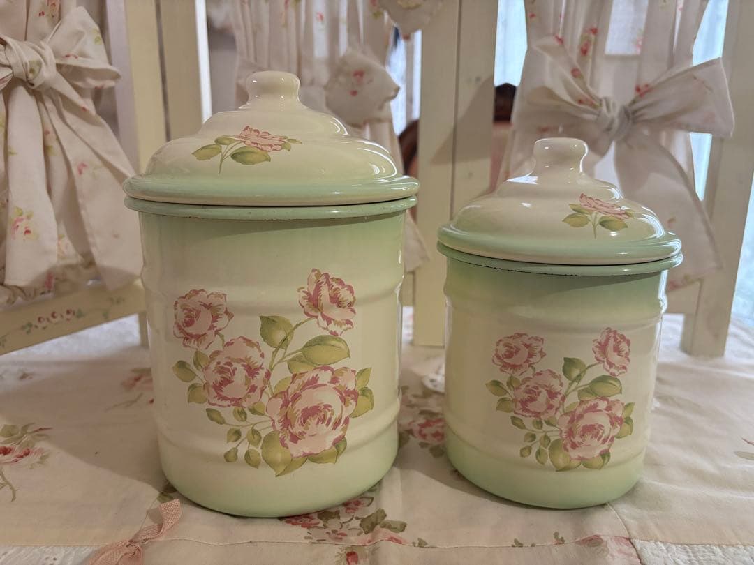 イマン　スプリングローズ　キャニスター2個セット