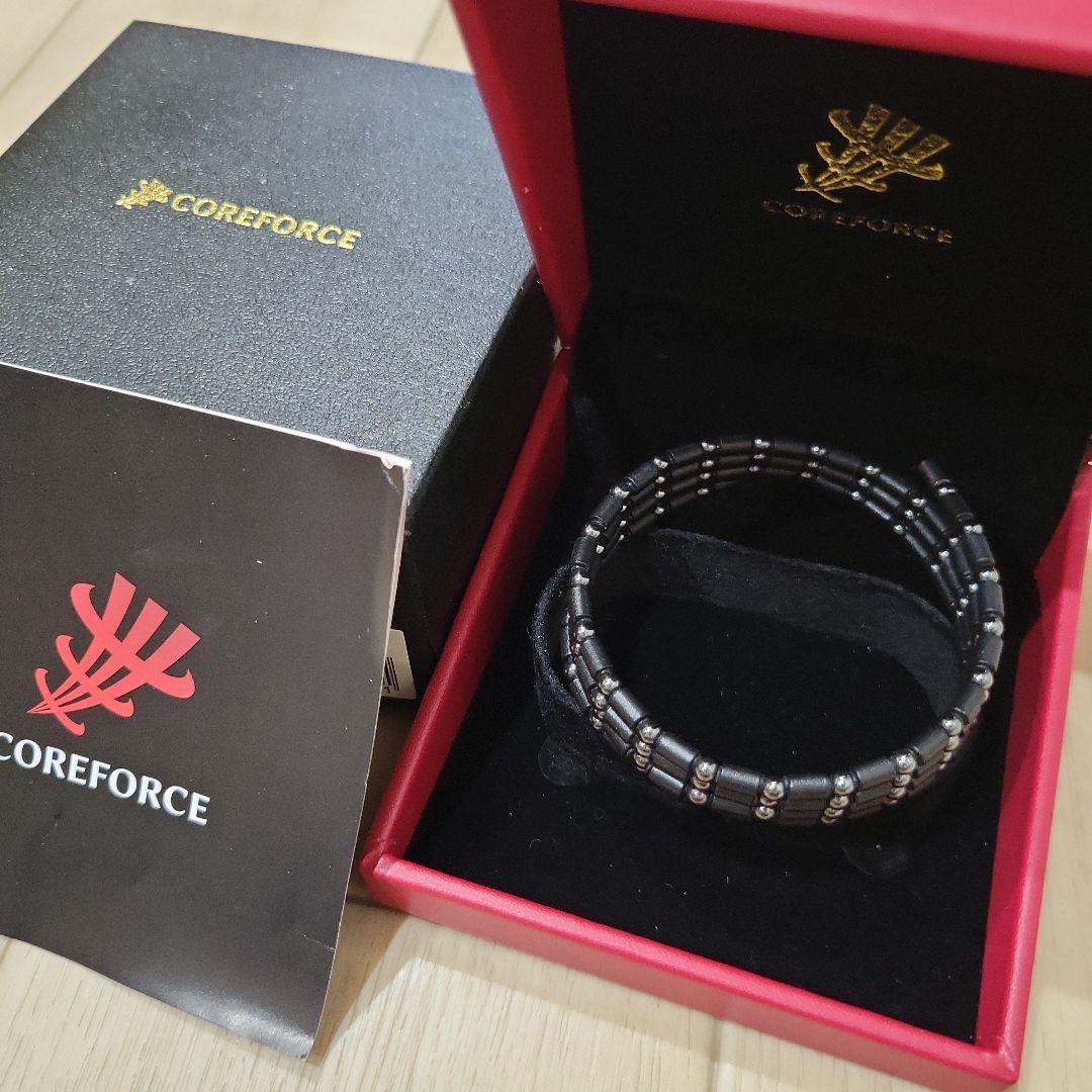 COREFORCE 黒 ブレスレット