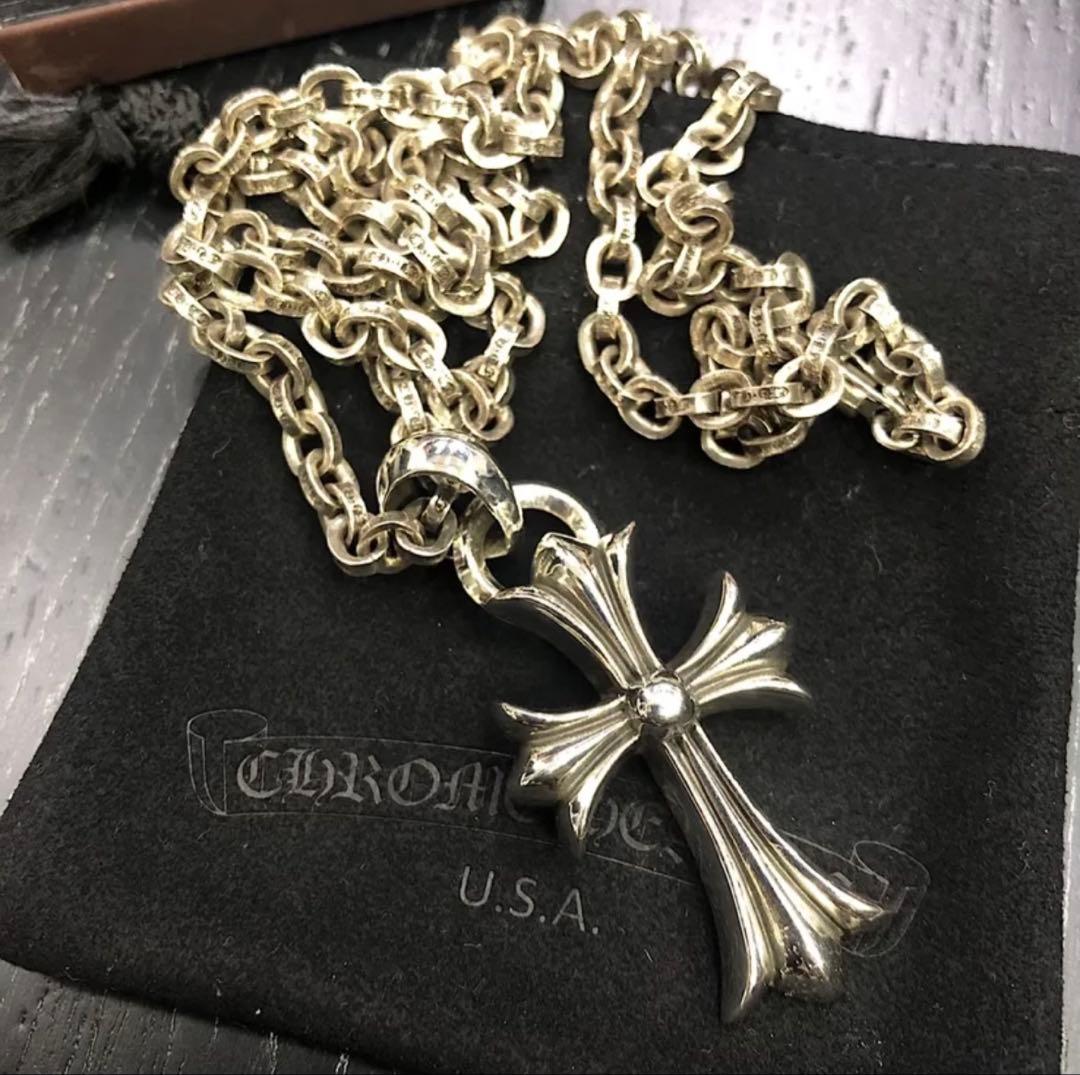 Chrome Hearts クロスペンダントネックレス