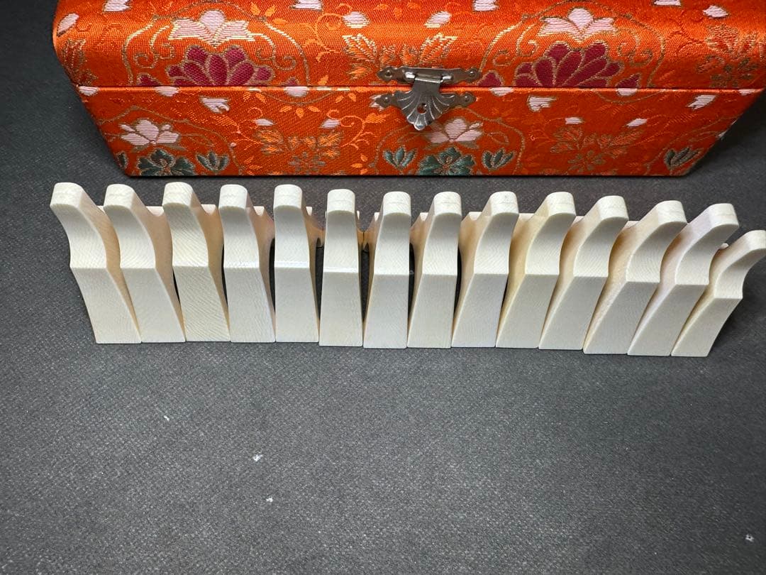 極上 三線 琴柱 筝柱 天然素材 14個セット 和楽器 御 箏琴柱 高級琴