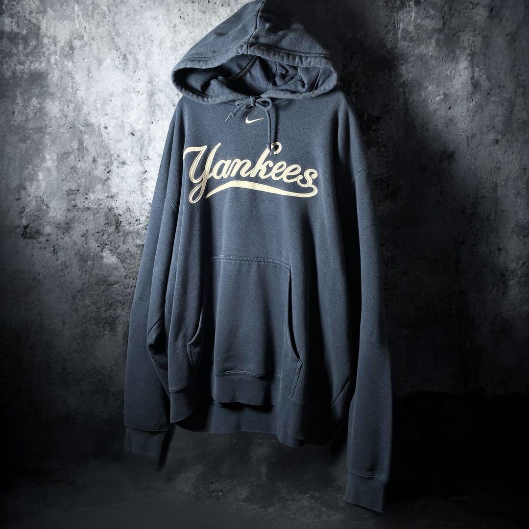 00s NIKE×MLB NY YANKEES プルオーバーパーカー　ネイビー