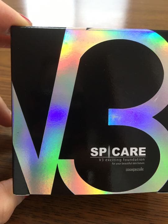 スピケア　V ３エキサイティングファンデーション