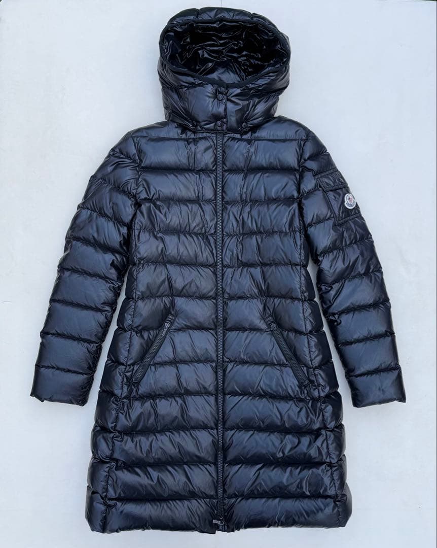 ブラック キルティング ダウン　モンクレール