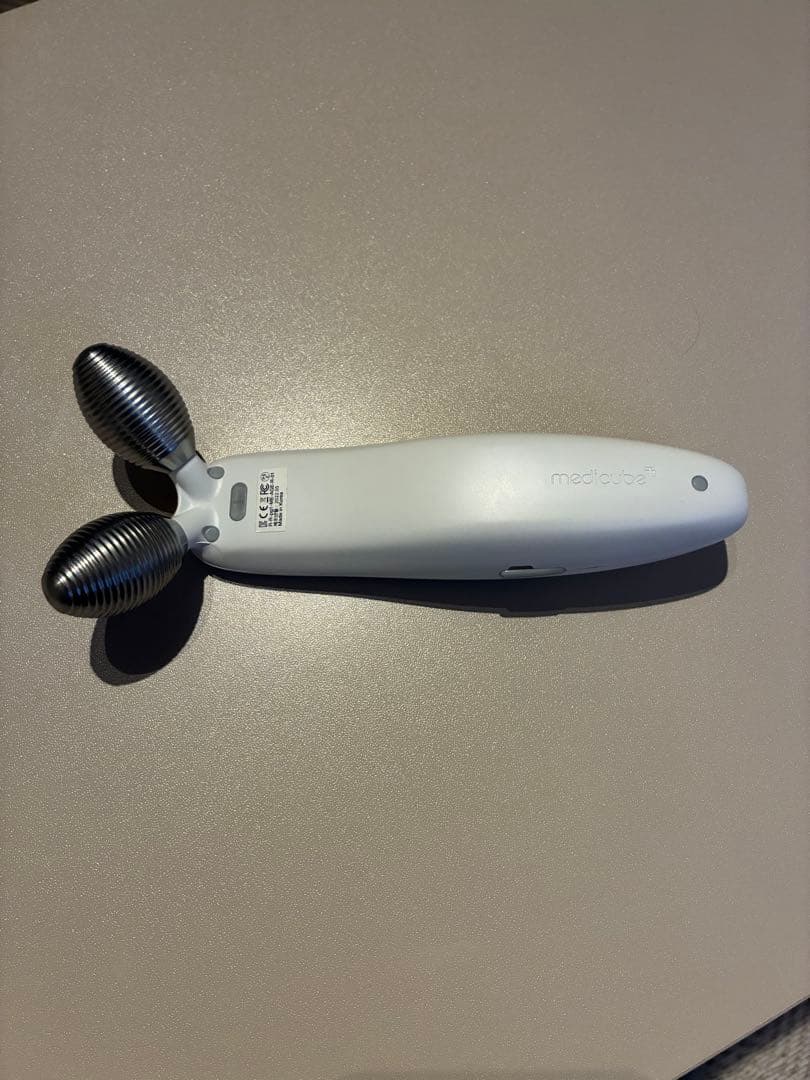 MEDICUBE（メディキューブ） / AGE-R EMS美顔器 - メルカリ