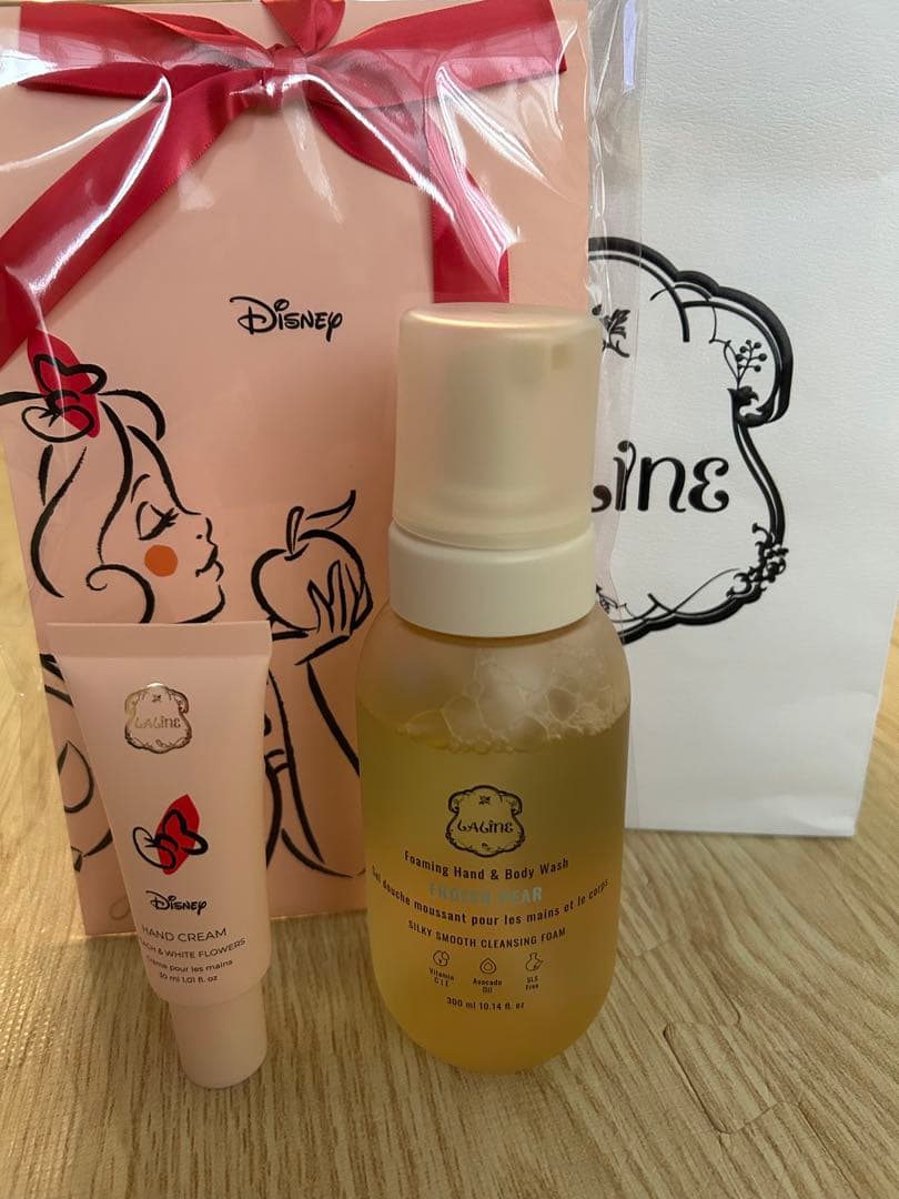 Laline Disney ハンドクリーム & ボディウォッシュ セット - メルカリ