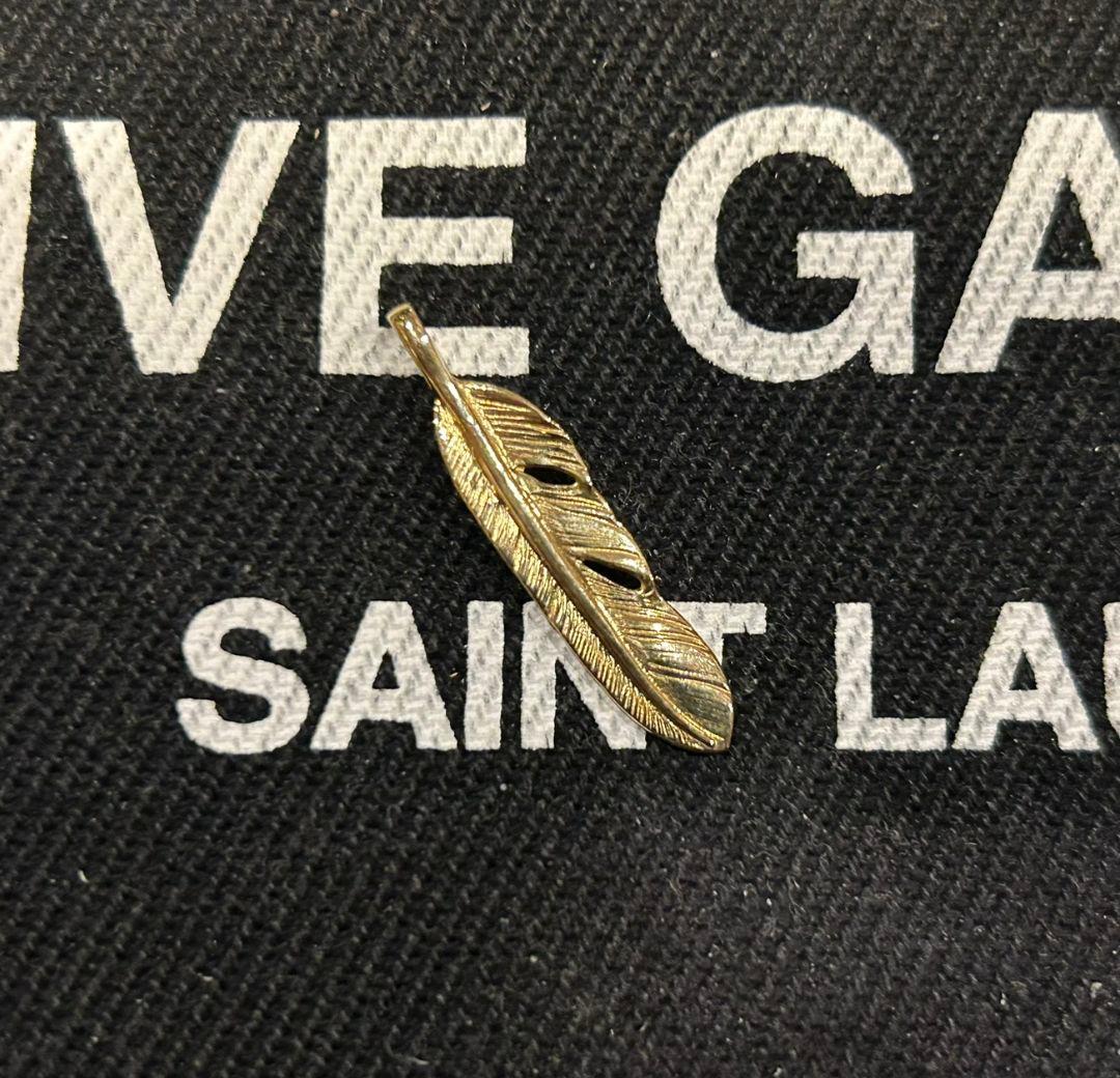 goro’s K18フェザー Sサイズ　左向き