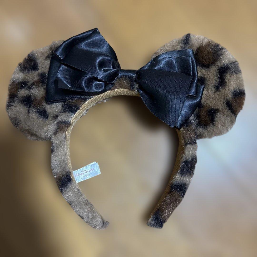 ミニー ヒョウ柄カチューシャ - メルカリ