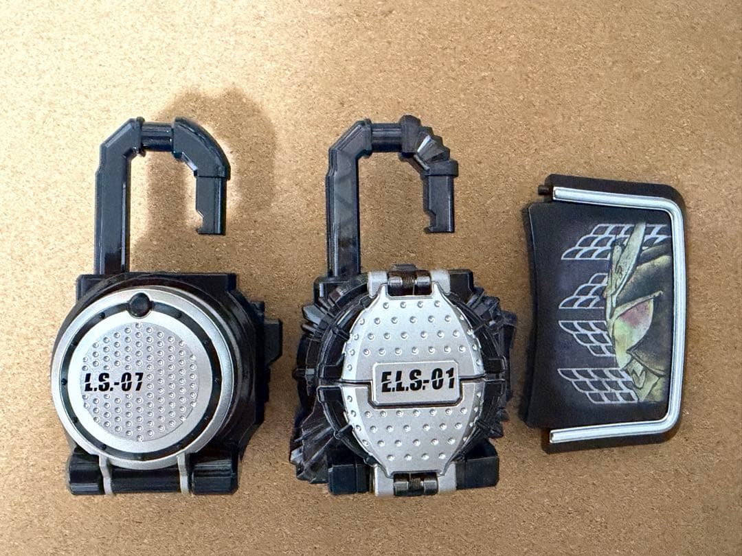 CSMブラックオレンジロックシード　CSMブラックレモンエナジーロックシード