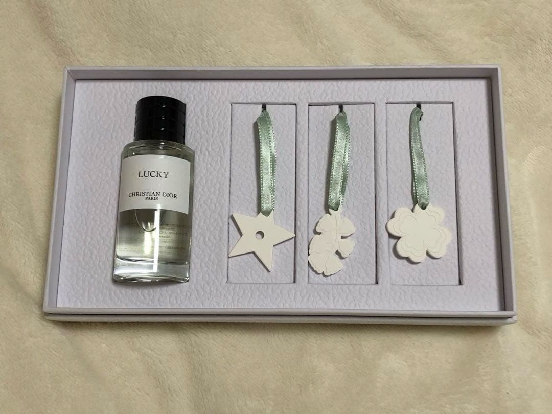 メソンクリスチャンディオール　LUCKEY