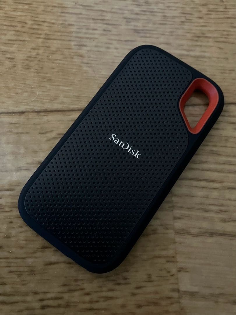 外付けハードディスク・ドライブ SDSSDE61-4T00