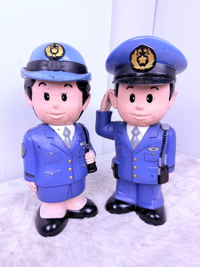激レア！ 37cm 埼玉県警察 警察官 婦人警官 2体セットおまわりさん人形 未使用☆箱付☆カウンター用☆2体セット☆警察 警察官・婦人警官
