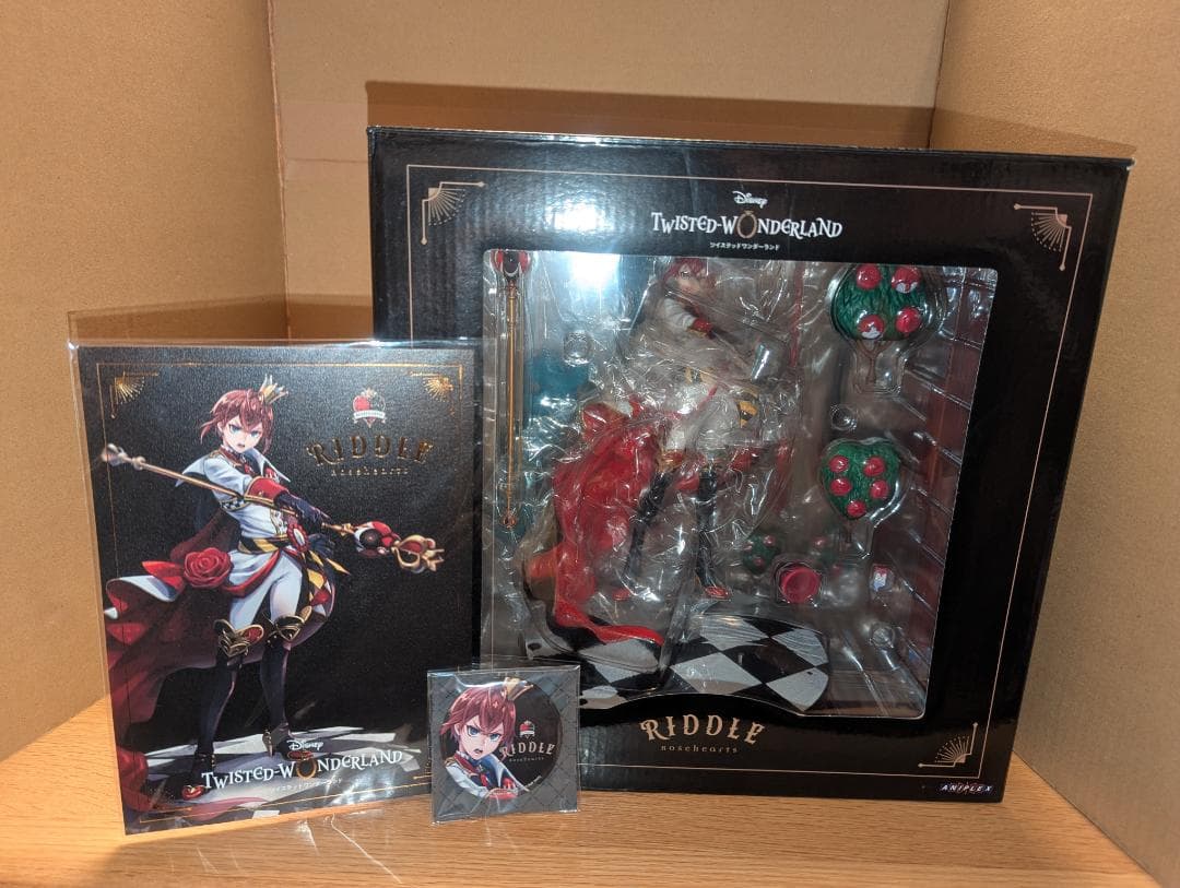 ツイステットワンダーランド リドル・ローズハート 1/8 フィギュア　特典付き