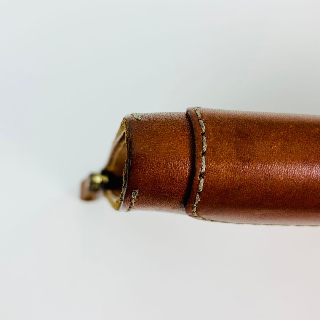 1280【希少】HERZ ヘルツ 本革 レザー クラッチバッグ PCケース A4