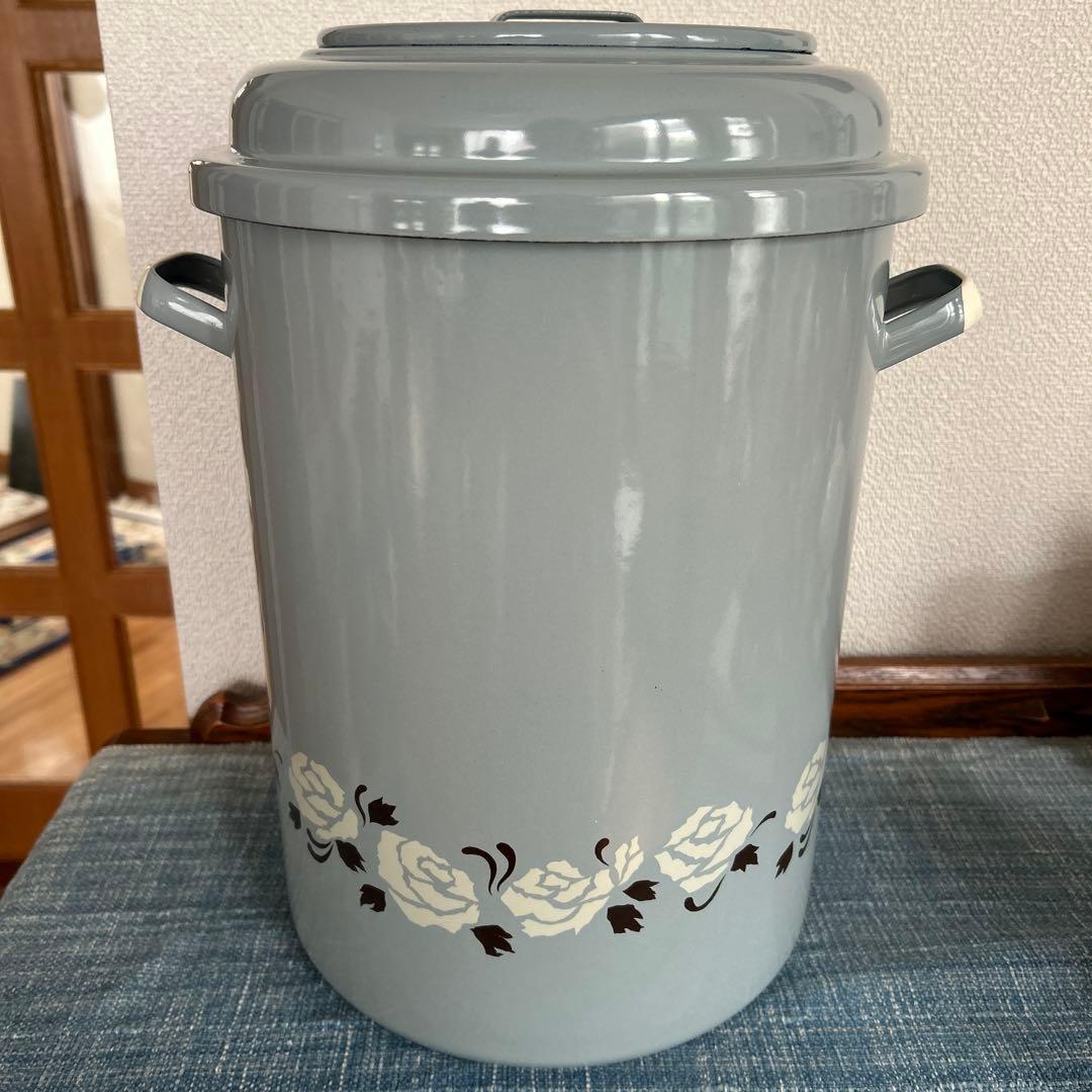 ホーローリビングダスト缶　大