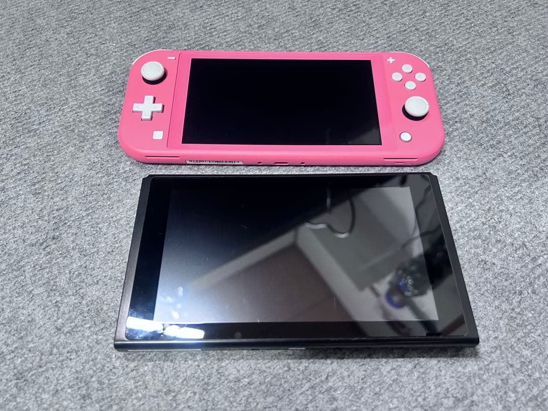 Nintendo Switch ブラック・Switch lite ピンク