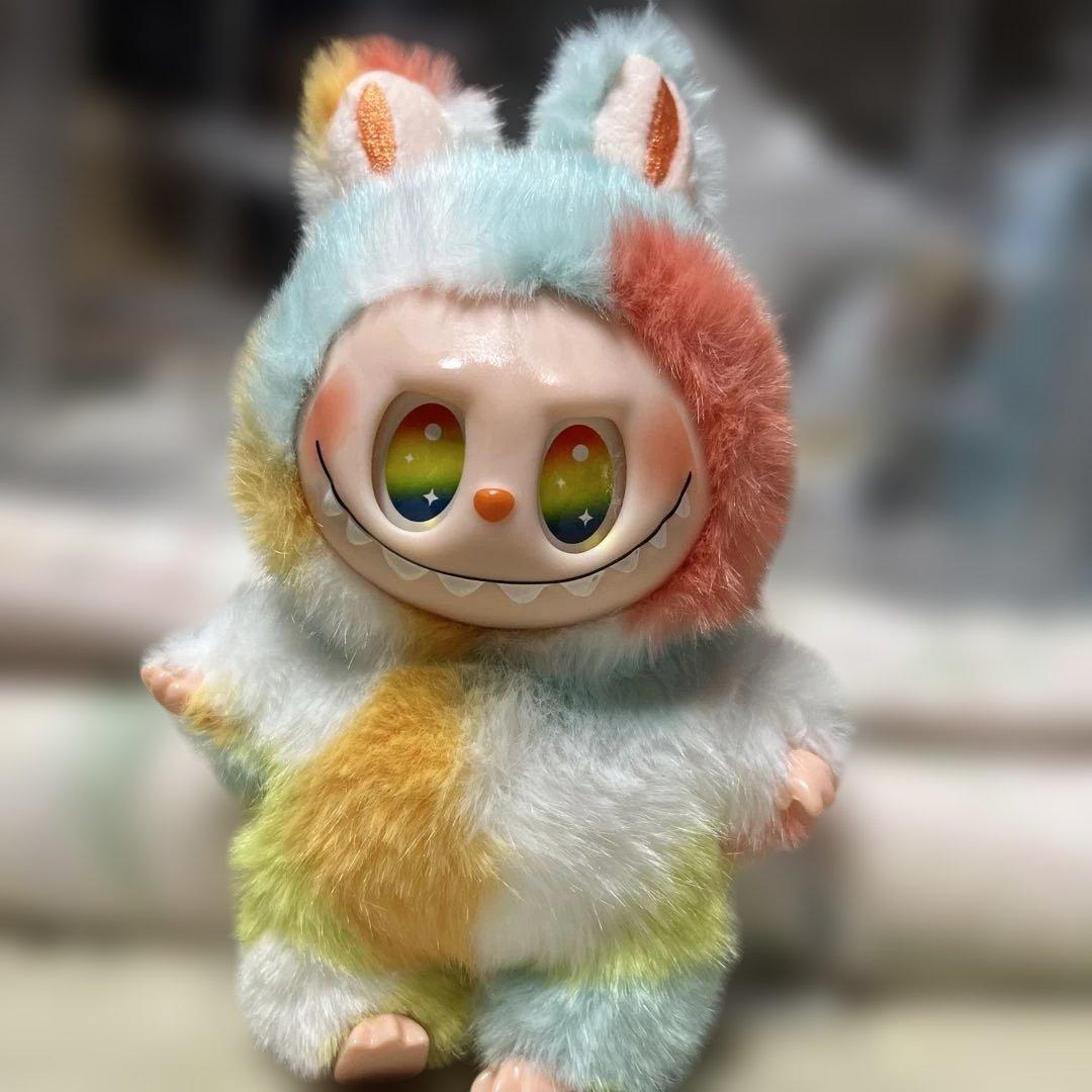 ラブブ似カラフルなウサギ耳ぬいぐるみ❣️ - メルカリ