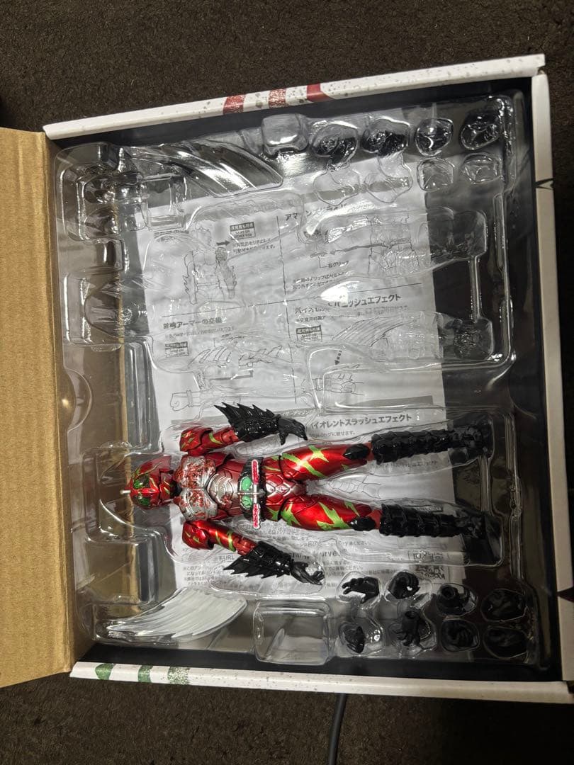 S.H.Figuarts 仮面ライダーアマゾンズ　アルファ　フィギュアーツ