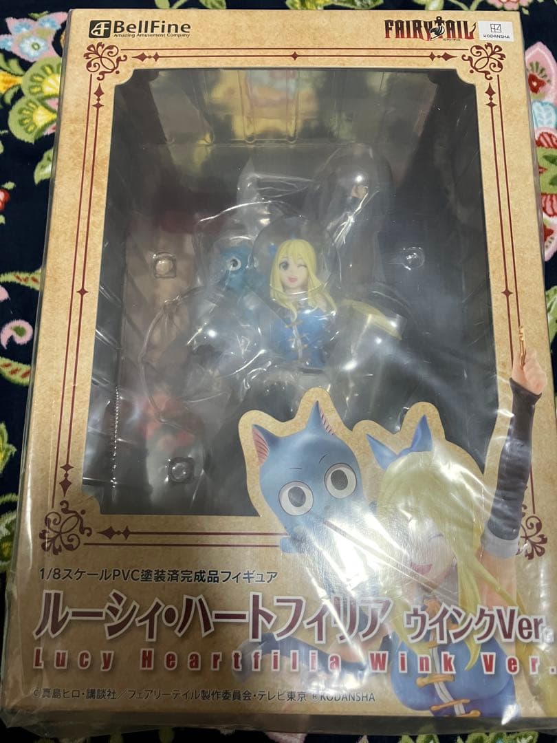 ルーシィ・ハートフィリア ウインクVer. 1/8 完成品フィギュア 未開封