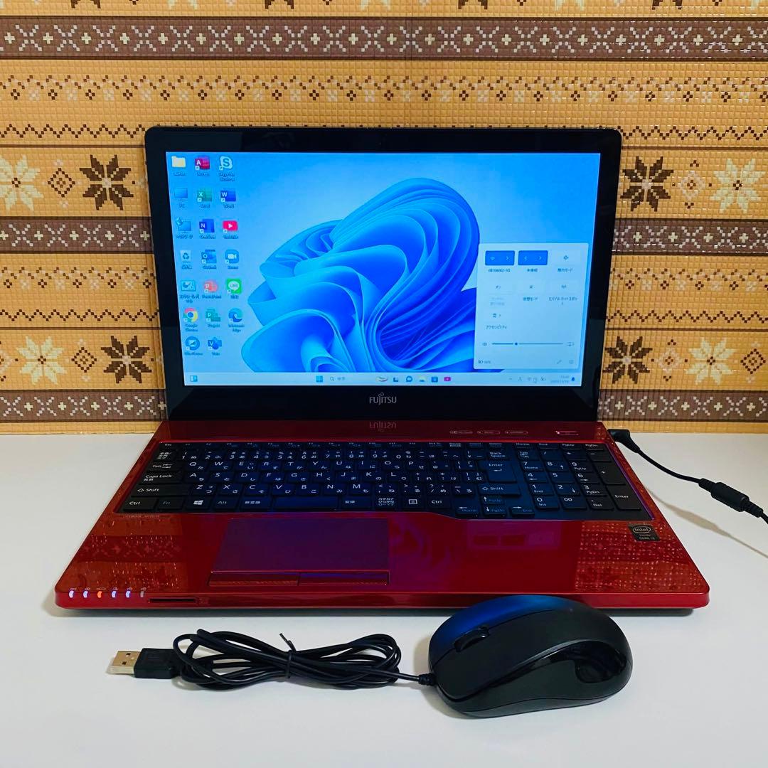 Y38 Fujitsuノートパソコン WEBカメラSSD高速 Windows11