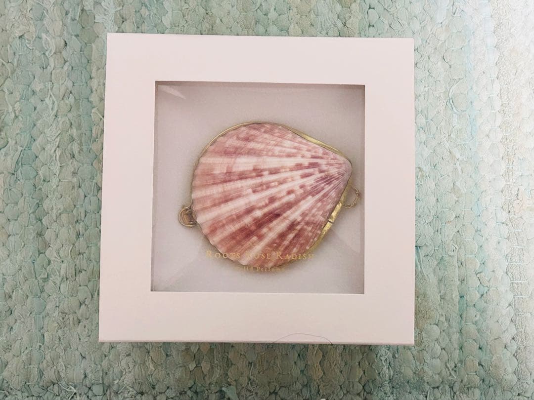 ROOTS ROSE RADISH シダーウッドミルラ＆クローブ