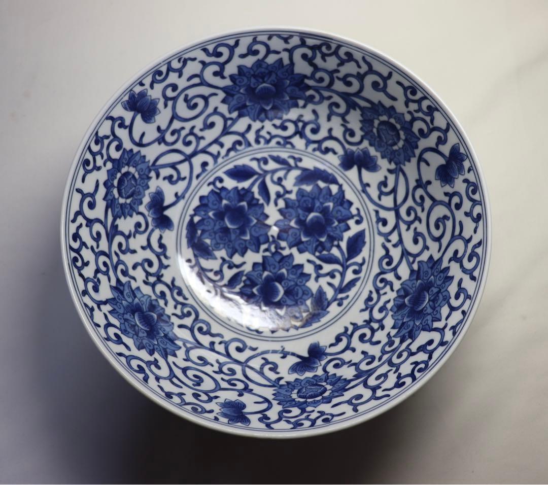 中国　染付蓮紋お碗　大明嘉靖年製銘　送料込み0525 中国 染付蓮紋お碗 大明嘉靖年製銘 送料込み0525