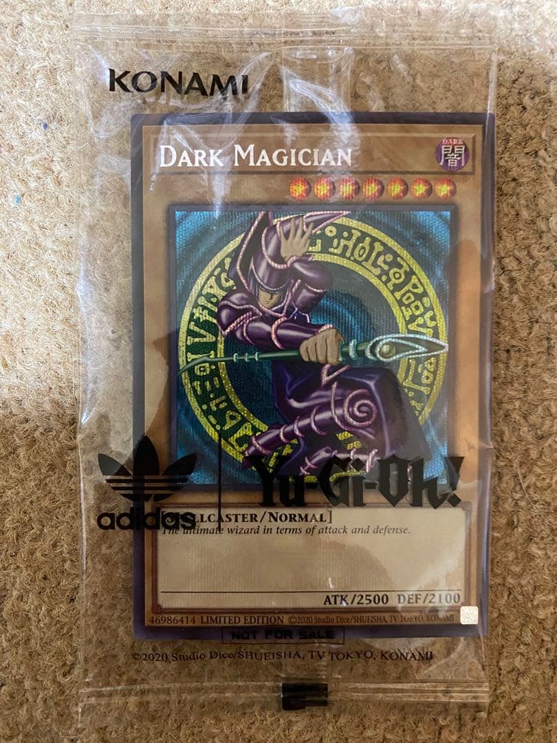adidas 遊戯王　ブラックマジシャン